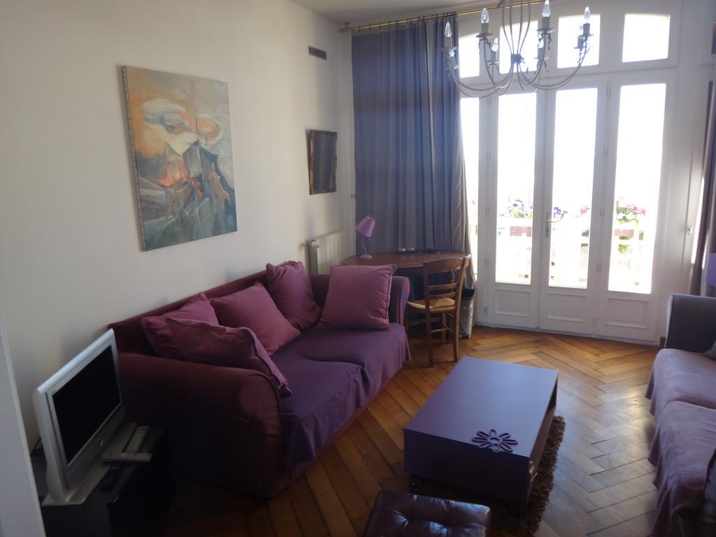 Beau Studio, Front De Mer - Rdc Apartment Мер-ле-Бен Екстериор снимка